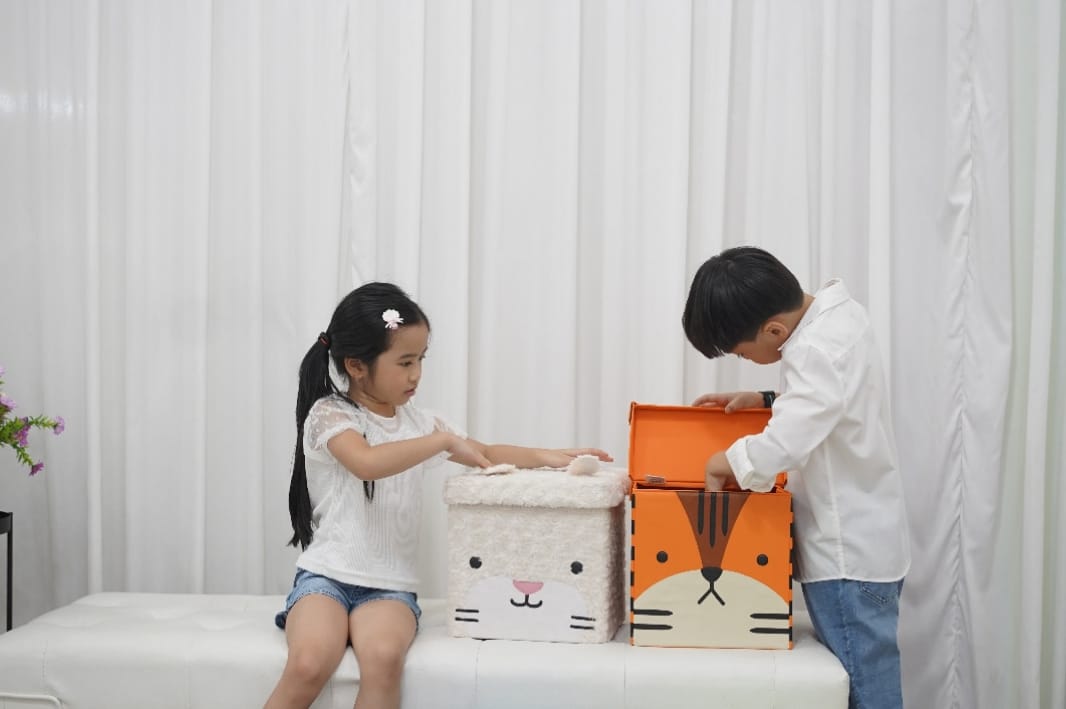 kotak mainan anak